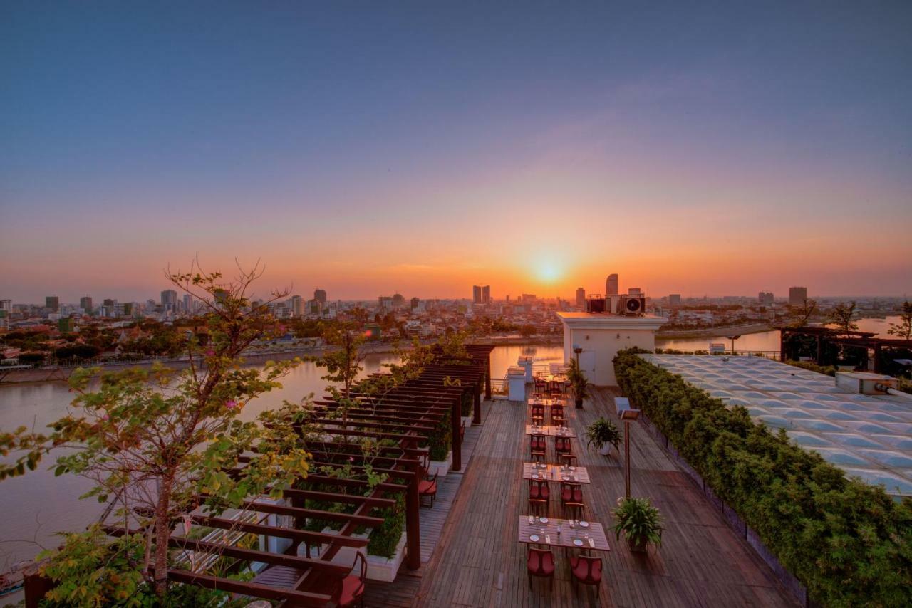 Sokha Phnom Penh Hotel Exterior photo